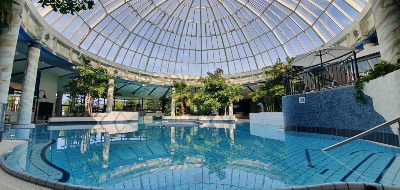 Vital Hotel Rhein Main Therme Wellness Resort & Spa Hofheim am Taunus Exteriör bild